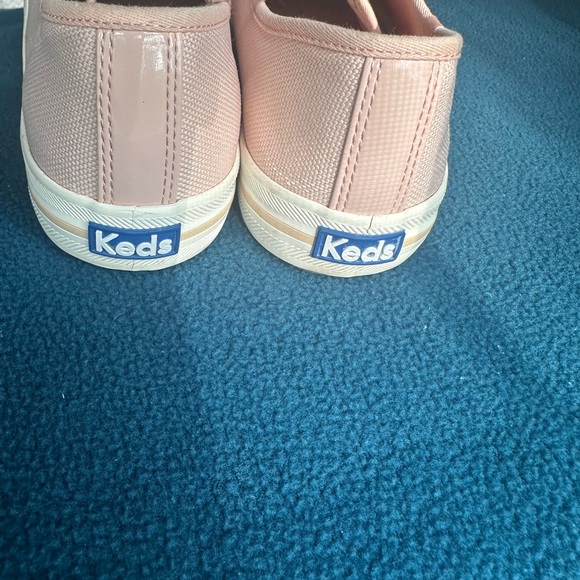 Keds Pink Canvas Sneakers Casual Comfort - Picture 3 of 9